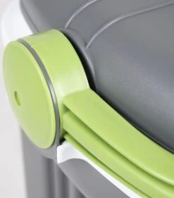 Eda Koelbox - Iceberg - 32 Liter - Grijs 8 Eda Koelbox - Iceberg - 32 Liter - Grijs -Buitenkampeerwinkel 1055x1200