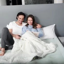 Bestway - Luchtbed AlwayzAire Queen -Buitenkampeerwinkel 1200x1200 1018