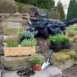 Relaxdays Grondzeilpen Kunststof - 100 Haringen - Grondpen Tuinzeil - Grondharing Set -Buitenkampeerwinkel 1200x1200 1113