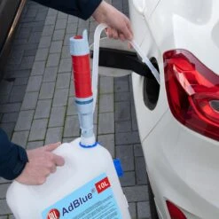 All Ride Elektrische Brandstofpomp - 60CM Slang - 240L/P/U - Batterij Aangedreven - Kunststof - Rood/Wit -Buitenkampeerwinkel 1200x1200 1472