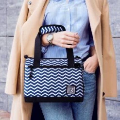 Brisby 4 Laags Geïsoleerde Koeltas - Lunchtas 10 Liter - Zigzag Blauw 9 Brisby 4 Laags Geïsoleerde Koeltas - Lunchtas 10 Liter - Zigzag Blauw -Buitenkampeerwinkel 1200x1200 388