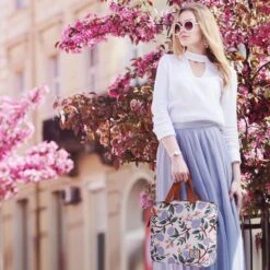 Brisby 4 Laags Geïsoleerde Koeltas - Lunchtas 7 Liter - Bloemetjes Wit -Buitenkampeerwinkel 1200x1200 485