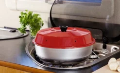 Omnia Camping Oven - Ovens/magnetrons - Rood -Buitenkampeerwinkel 1200x738 4