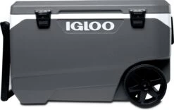 Igloo Latitude 90 Roller - Grote Koelbox Op Wielen - 85 Liter - Grijs 22 Igloo Latitude 90 Roller - Grote Koelbox Op Wielen - 85 Liter - Grijs -Buitenkampeerwinkel 1200x758