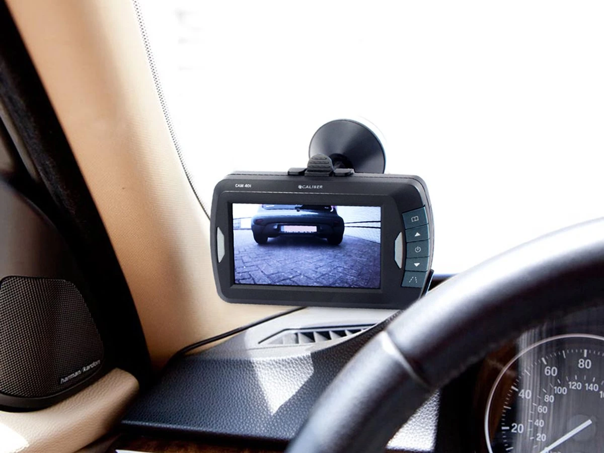 Caliber Draadloze Achteruitrijcamera Met 4,3 Inch Scherm Voor Auto En Camper Waterbestendig (CAM401) 4 Caliber Draadloze Achteruitrijcamera Met 4,3 Inch Scherm Voor Auto En Camper Waterbestendig (CAM401) - Afbeelding 4