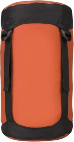 Sea To Summit Compressiezak - 10L - Oranje - Lichtgewicht 11 Sea To Summit Compressiezak - 10L - Oranje - Lichtgewicht -Buitenkampeerwinkel 628x1200