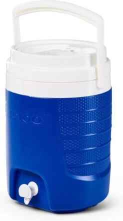 Igloo Sport 2 Gallon - Kleine Drankdispenser - 7,6 Liter - Blauw 17 Igloo Sport 2 Gallon - Kleine Drankdispenser - 7,6 Liter - Blauw -Buitenkampeerwinkel 670x1200 1