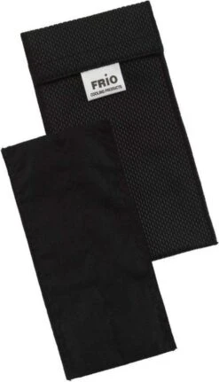 Frio Dubbel Diabetes Koeltas - Zwart 3 Frio Dubbel Diabetes Koeltas - Zwart -Buitenkampeerwinkel 688x1200