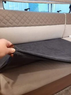 Bankhoes Voor Camper / Mobilhome / Caravan Carré Stretch Badstofhoes Per Stuk Kleur Antraciet Universeel Model -Buitenkampeerwinkel 900x1200 2