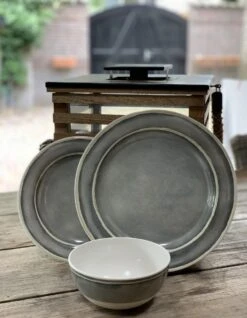 RJRQuality Camping Servies - 12 Delig – 100% Melamine Servies Set – Campingservies – Melamine Borden -Buitenkampeerwinkel 931x1200